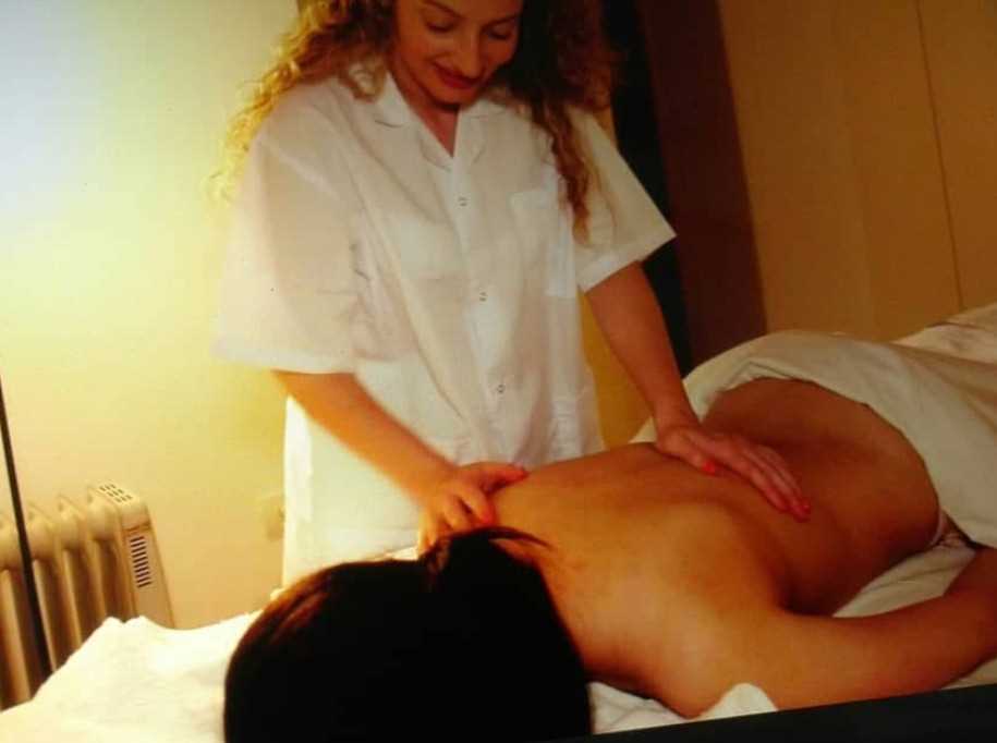 מטפל/ת בעיסוי ביהוד - ז׳אנה