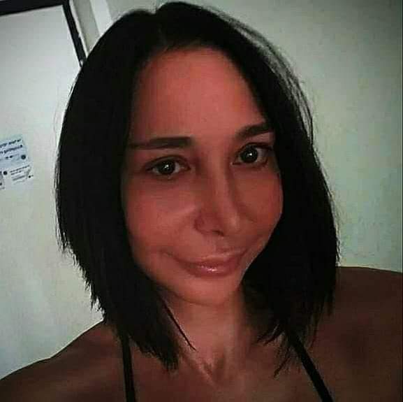 מטפל/ת בכוסות רוח - ענת